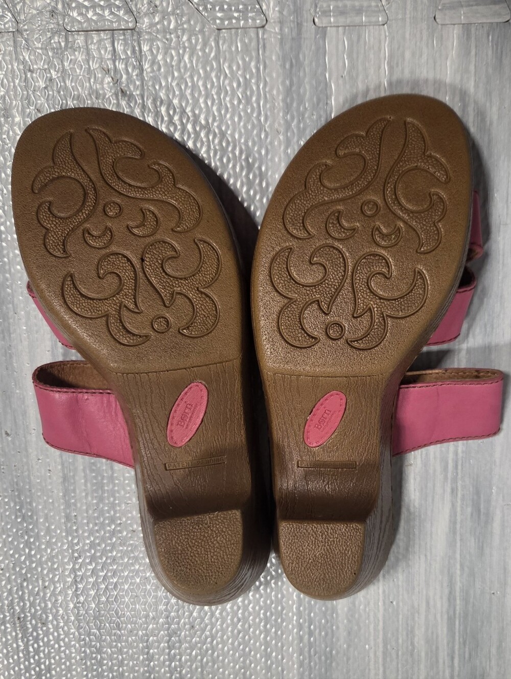 Born Salina Pink Leather Slip on Sandals w/ Adjustable Buckles Size 9 - Picture 5 of 8